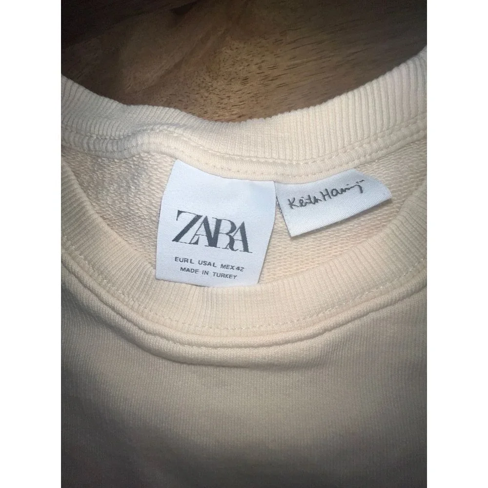 Keith Haring x Zara Mens crewneck Sweatshirt Size Medium M Beige Patch - Picture 6 of 13